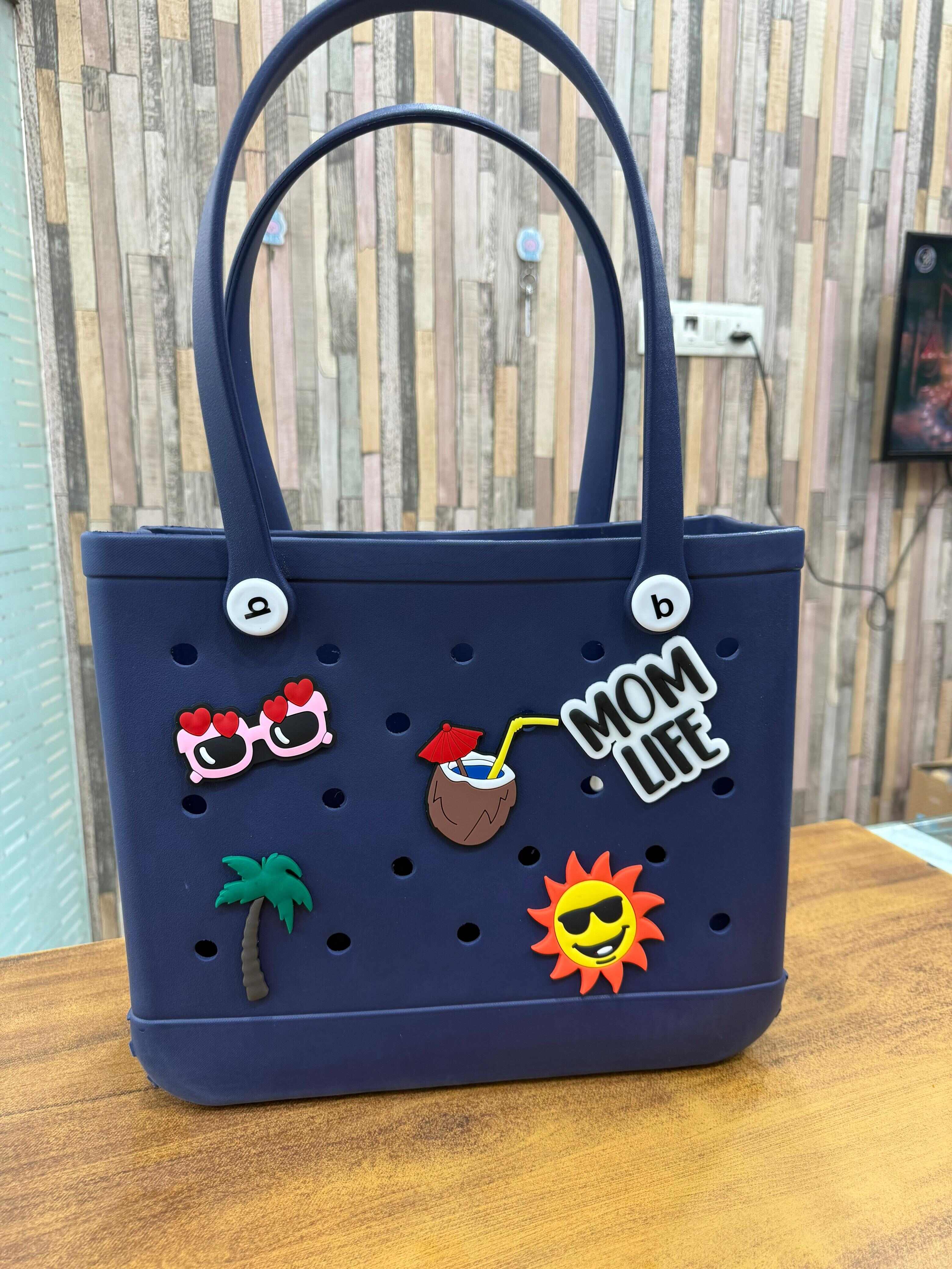 New Beach Bags Just Arrived!