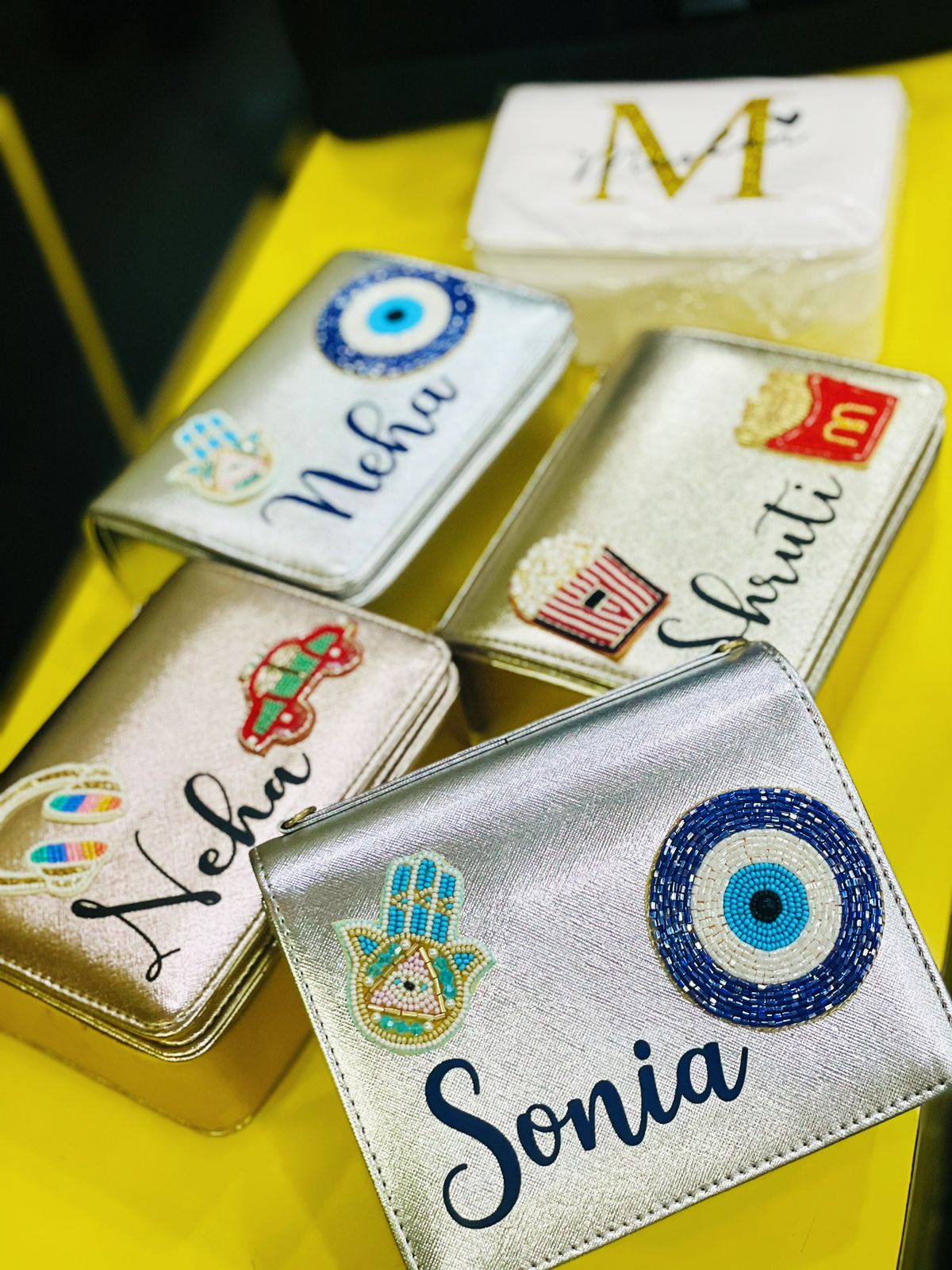 PETITE BAGS  Wristlets X Waist bag X Slings