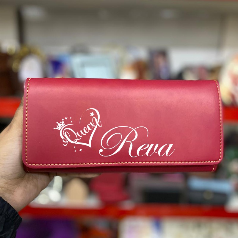 Personalized 3 Fold Diva Clutch for Ladies