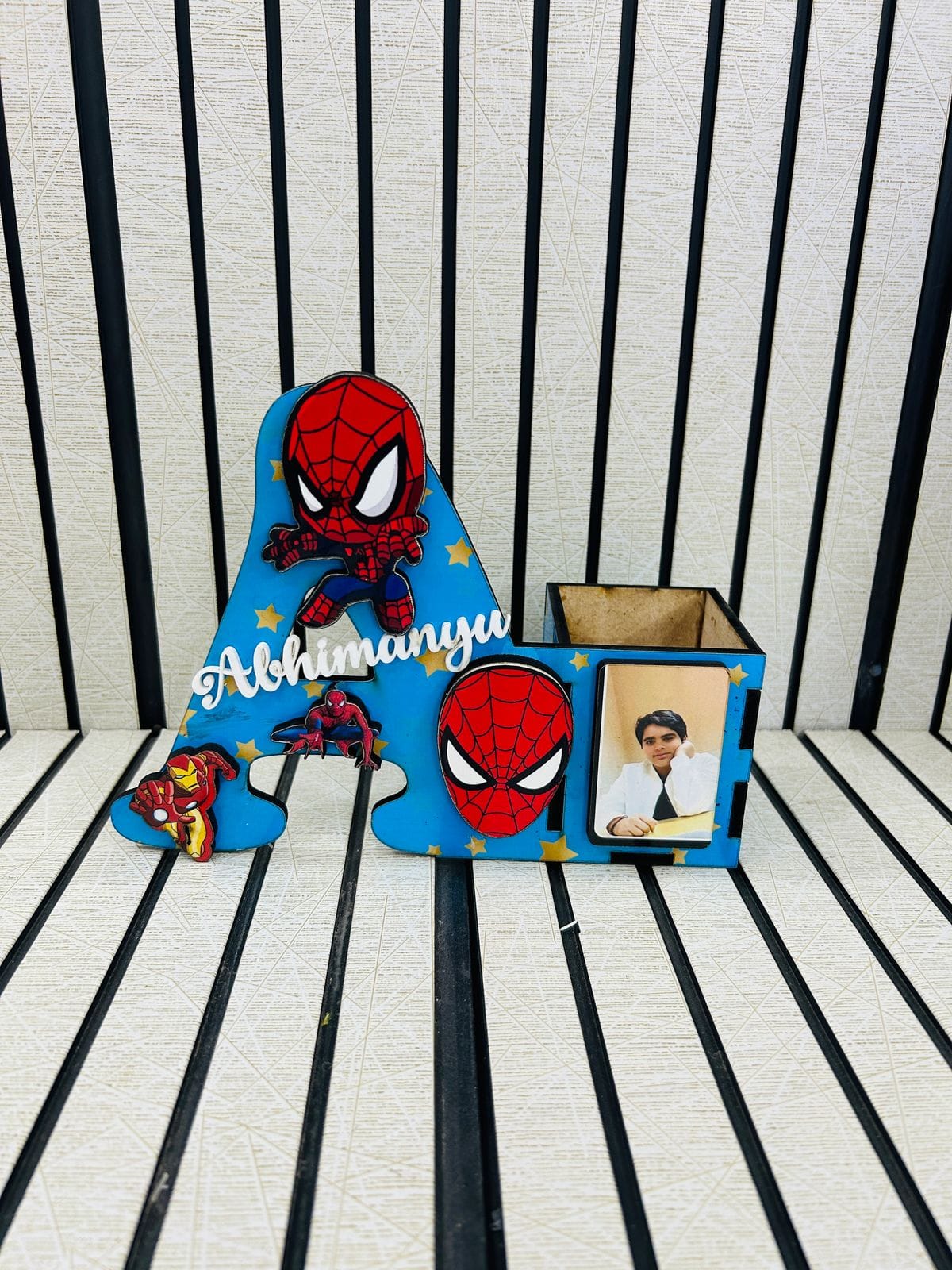 ALPHABET PEN ORGANIZER