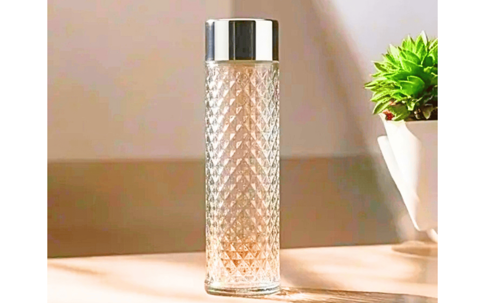 Diamond Cut Glass Water Bottle 1000ml | Transparent Glass Bottle with Stainless Steel Lid | Stylish Narrow Neck Bottle for Home, Office & Gym