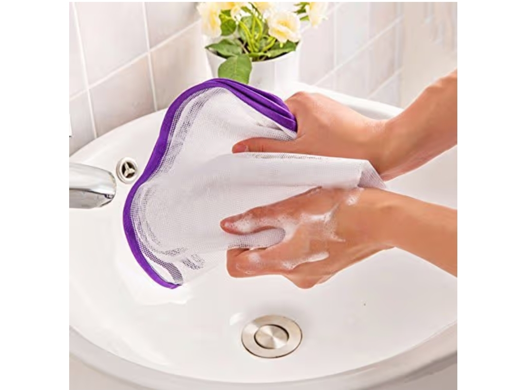 Protective Ironing Mesh with Ironing Rest Pad | Insulated Cloth Guard for Delicate Garments | Reusable Washable Press Mat for Safe Ironing (Multicolor)