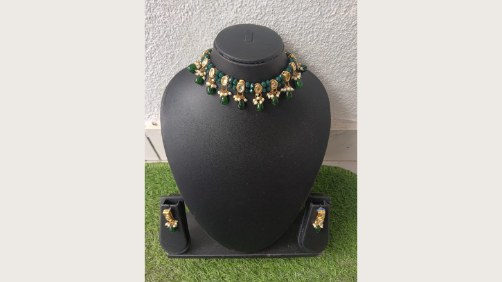 Olive Colour Necklace
