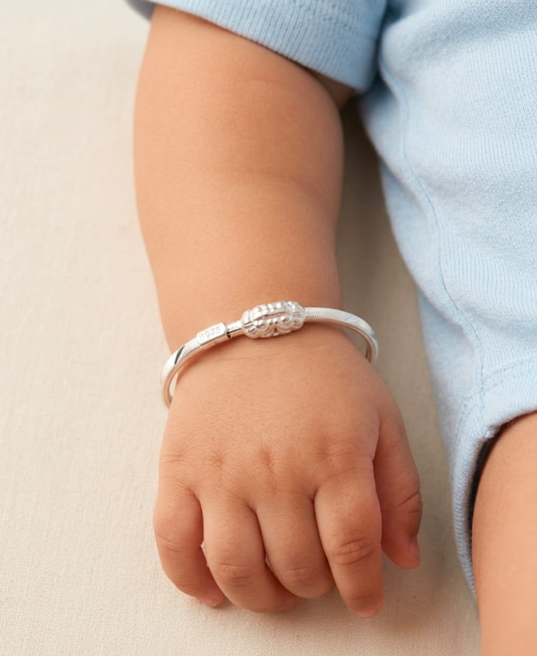 Baby bracelet