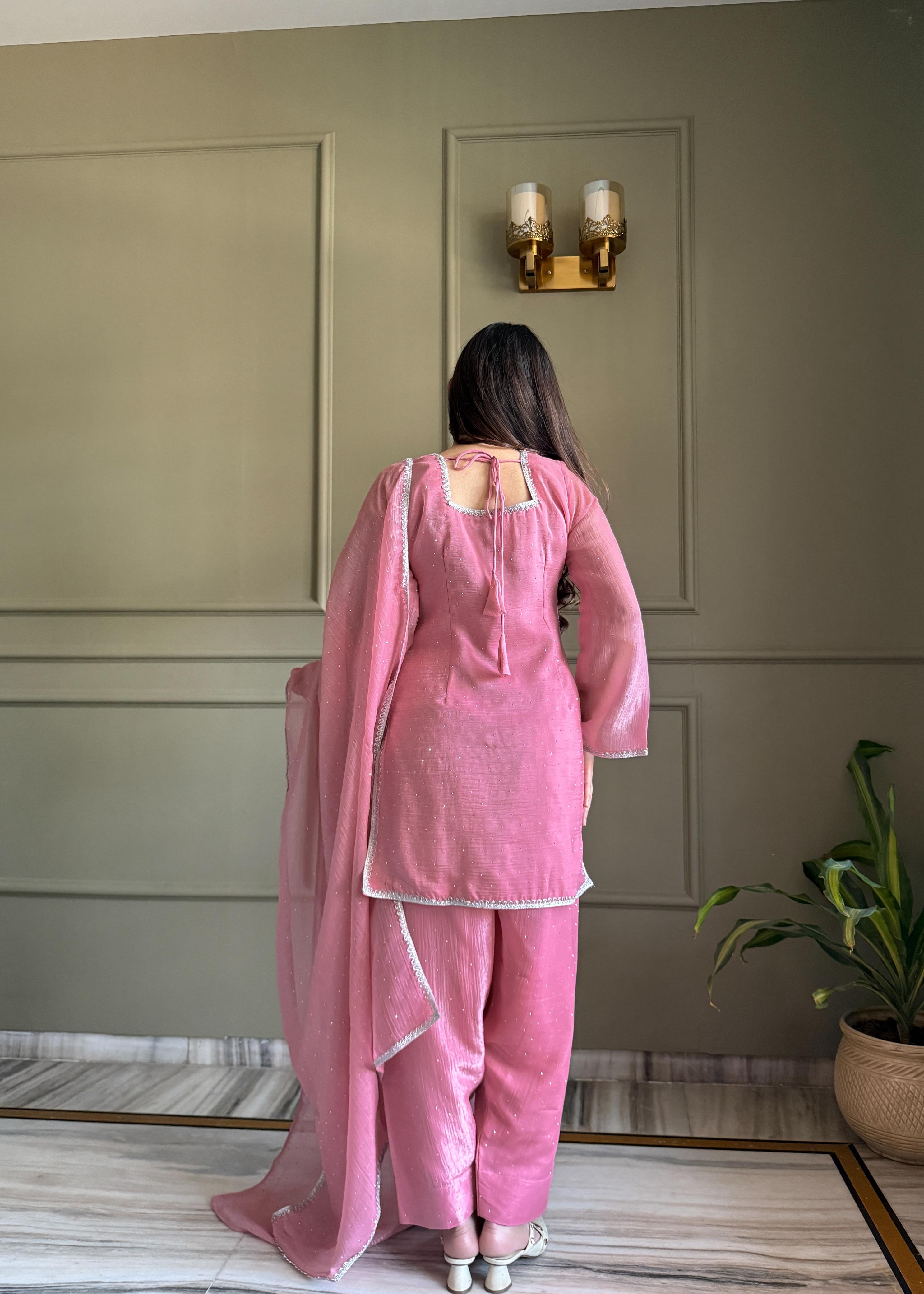 Women’s Pink Kurta Pant Dupatta Set | Stylish Ethnic Outfit for Festive Wear