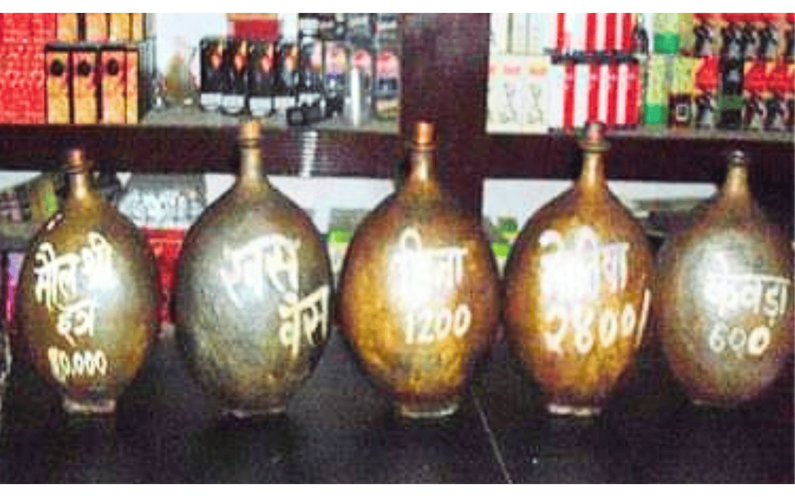Traditional Mitti Attar Bottle – Clay Perfume Storage Container