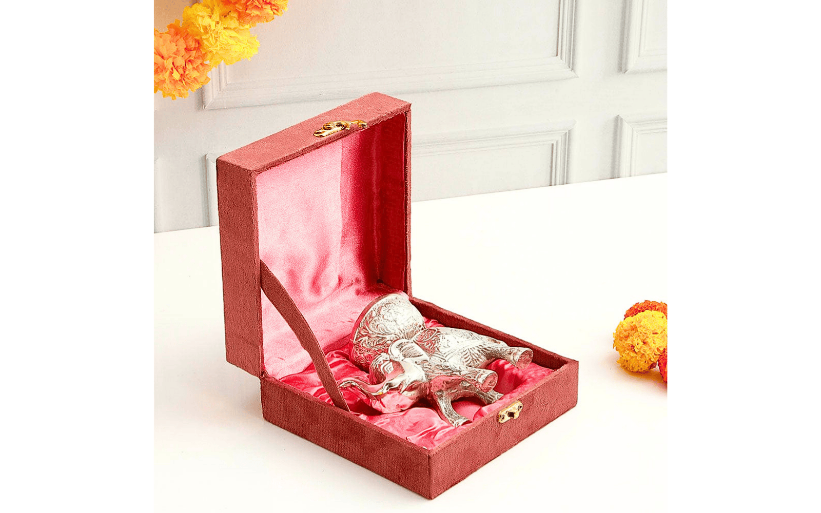 Luxury Elephant Decorative Gift Set with Box – Premium Showpiece