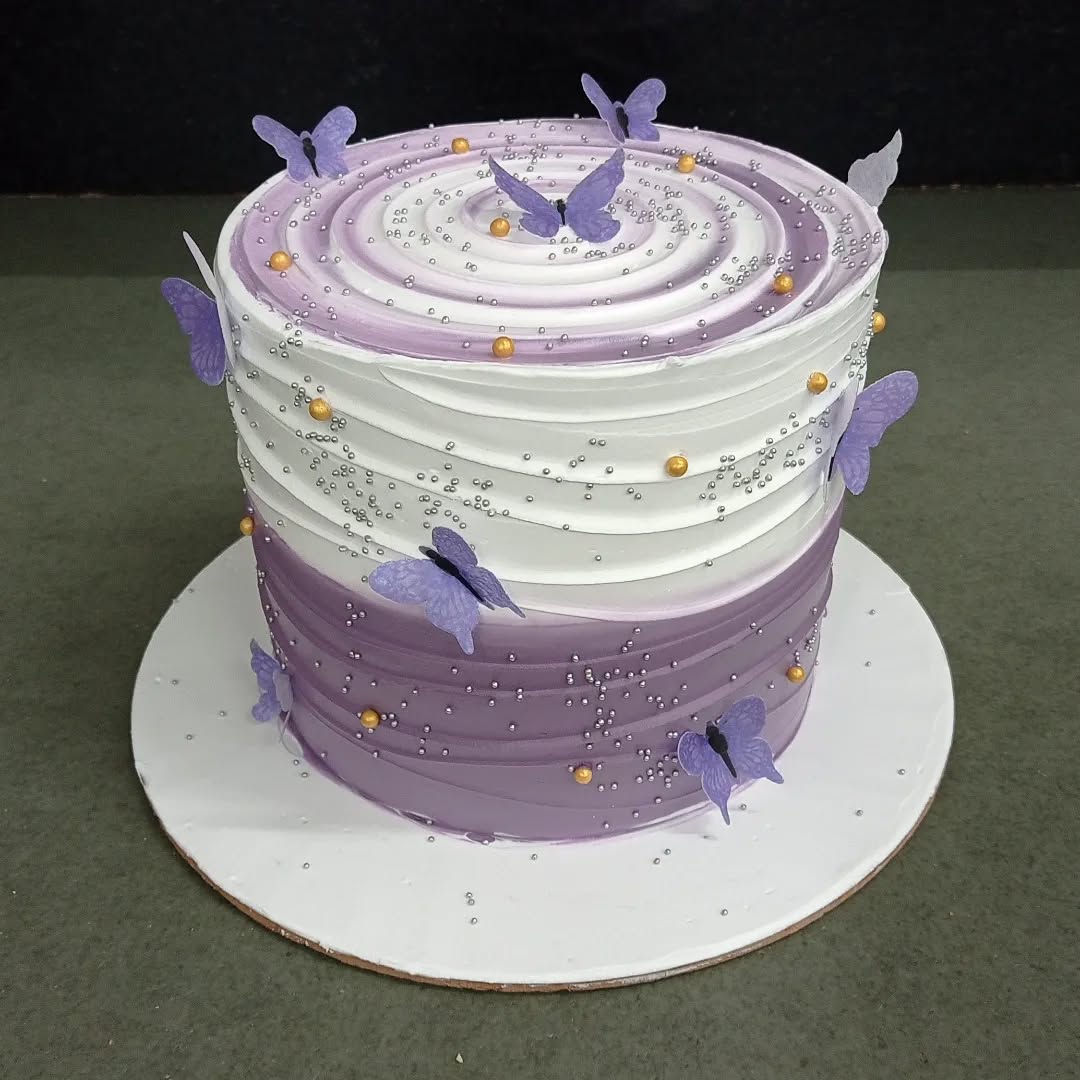 🎂 Purple Butterfly Designer Cake – Charming & Beautiful Delight ✨