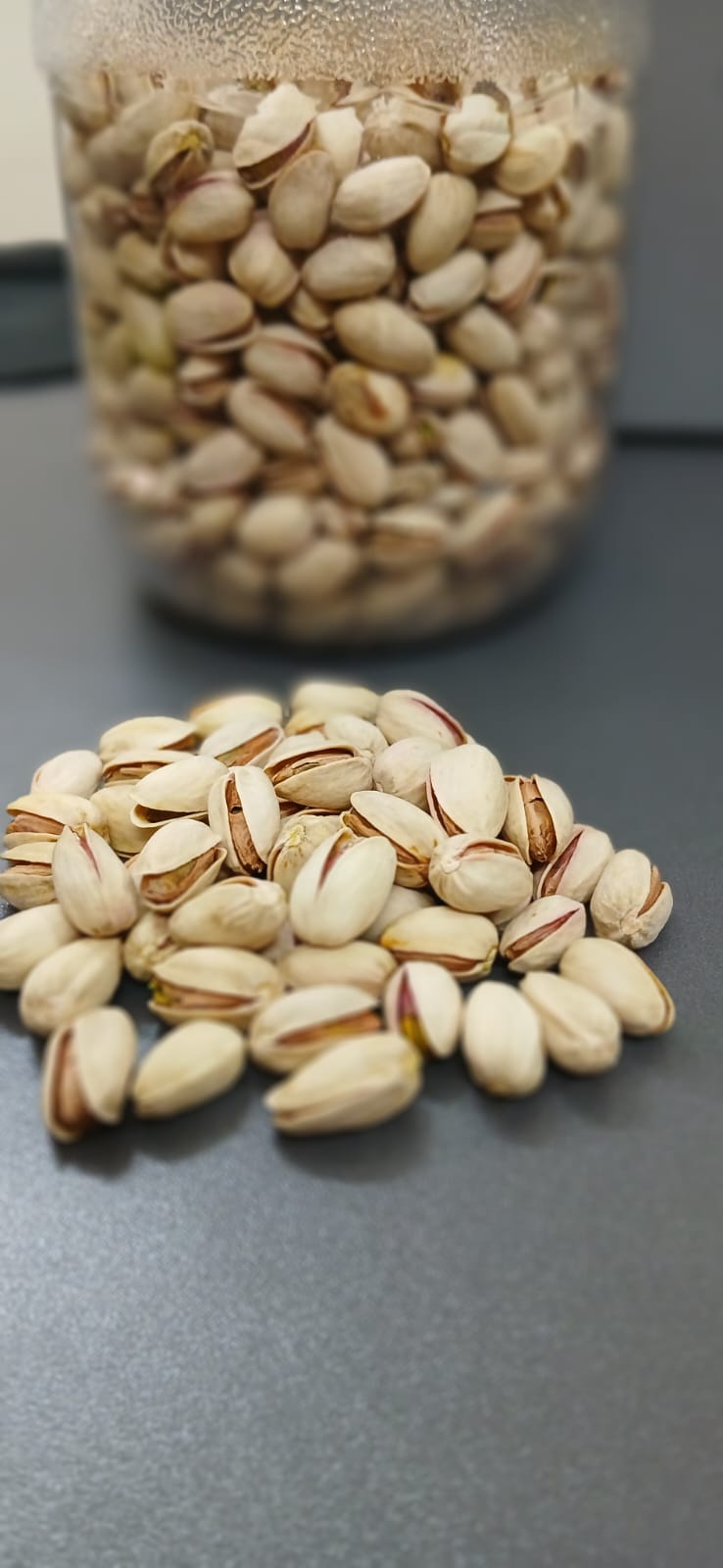 Sinaraa Premium Roasted & Salted Pistachios (Pista) | In Shell | Lightly Roasted | 100g