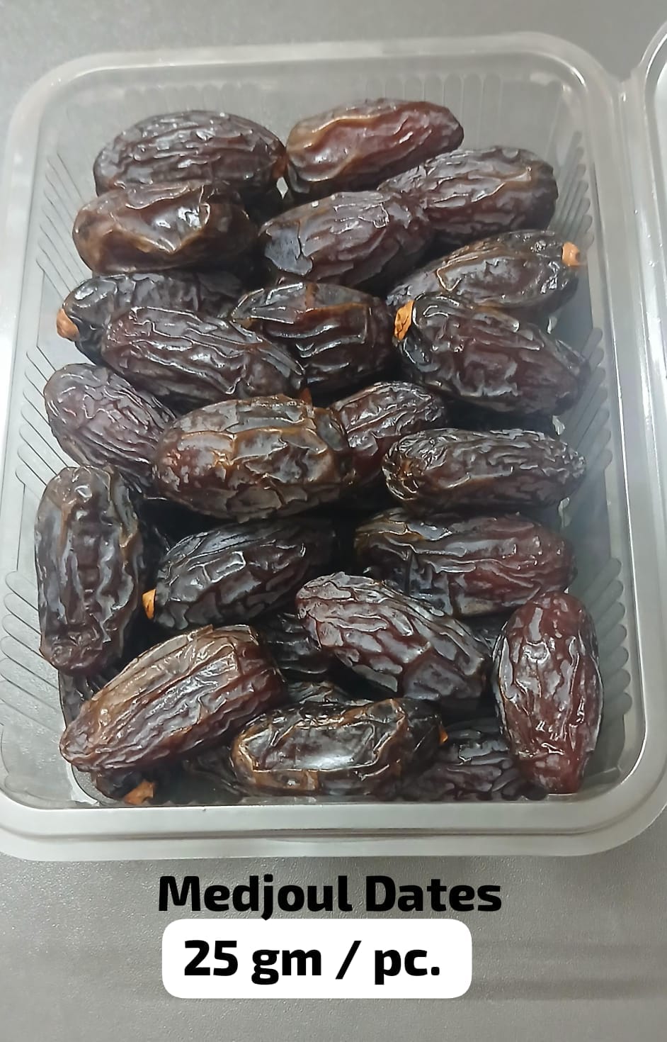 Sinaraa Premium Medjoul Dates | Imported Jumbo Dates | Naturally Sweet Luxury | 100g