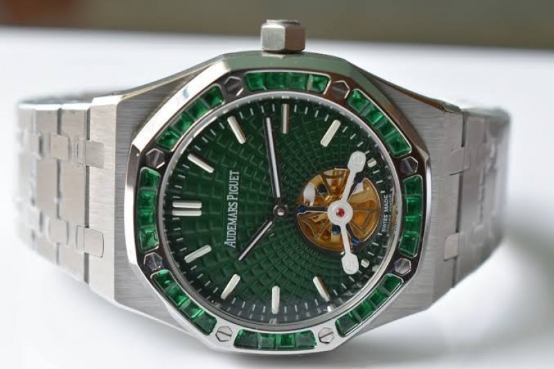 AUDEMAR S PIGUET Royal Oak Centre Tourbillion
