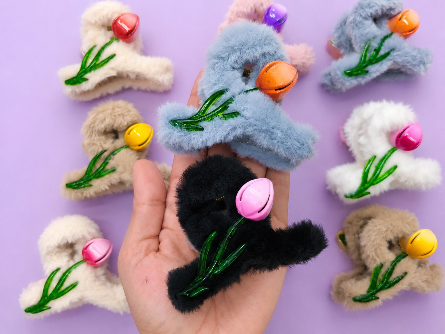 Tulip Furr claws