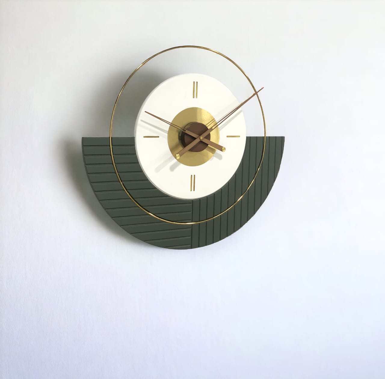Premium decorative Clocks